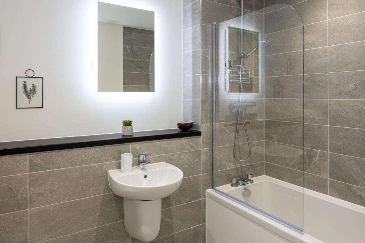 Guestready - A Modern Getaway In Vauxhall 리버풀 외부 사진
