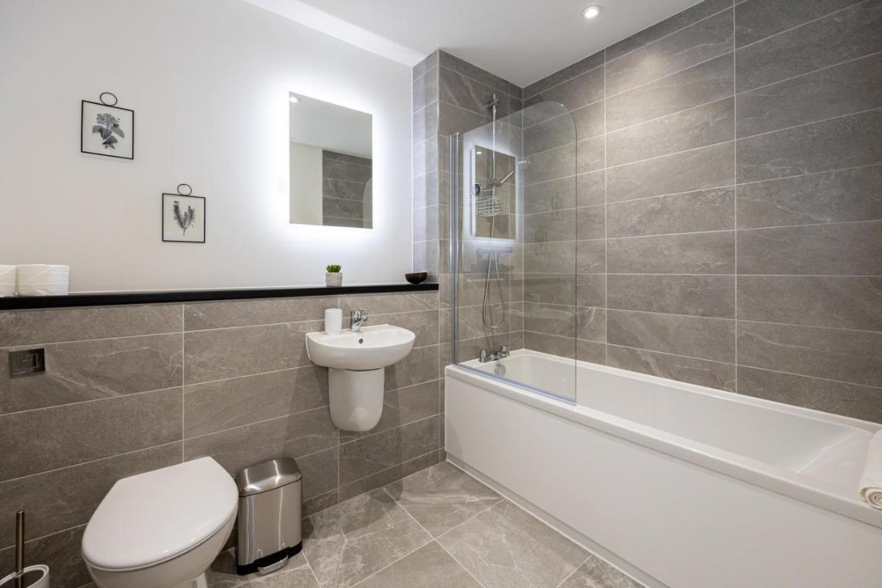 Guestready - A Modern Getaway In Vauxhall 리버풀 외부 사진